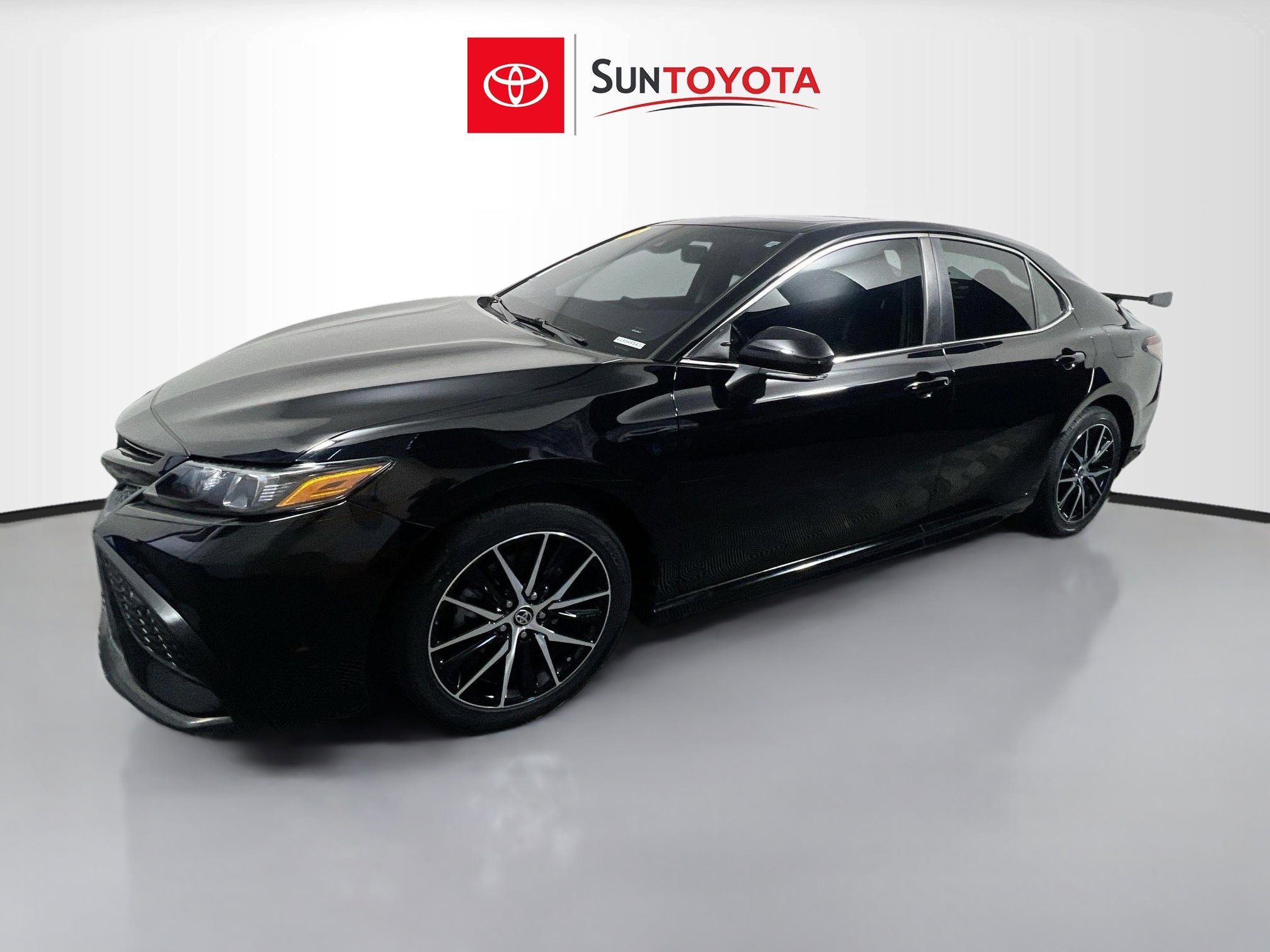 Used 2021 Toyota Camry SE w/ Audio Upgrade Package image 9