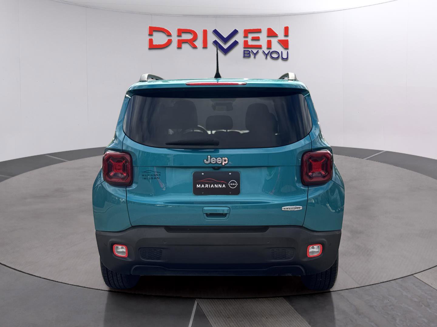 Used 2021 Jeep Renegade Latitude w/ Luxury Group I image 4