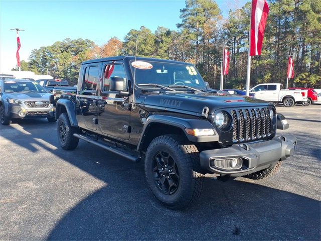 Used 2023 Jeep Gladiator Willys
