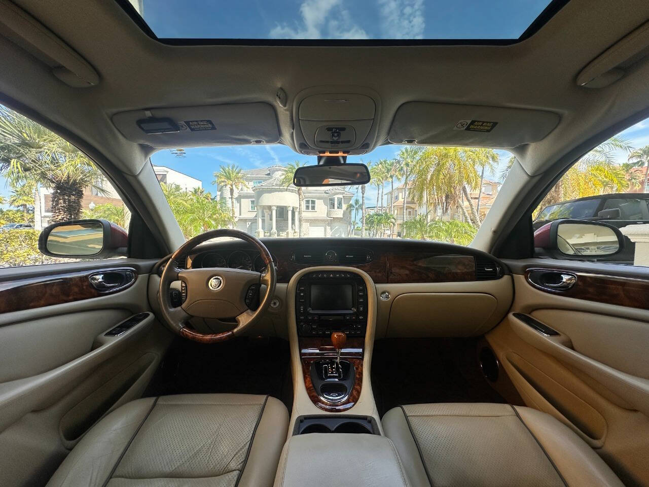 Used 2008 Jaguar XJ8 RWD image 11