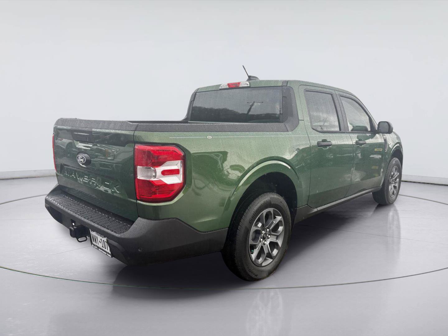 Used 2025 Ford Maverick XLT w/ Equipment Group 302A AWD/4WD image 5