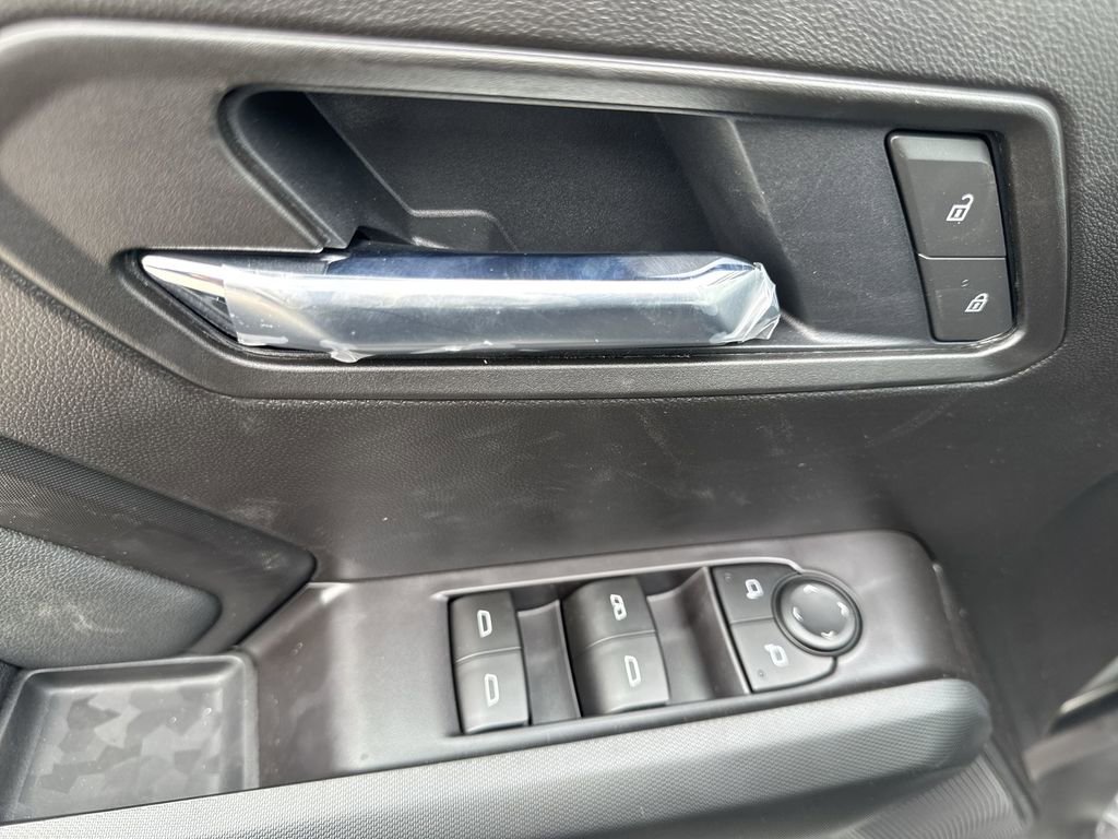 New 2026 GMC Canyon Elevation w/ Convenience Package image 32