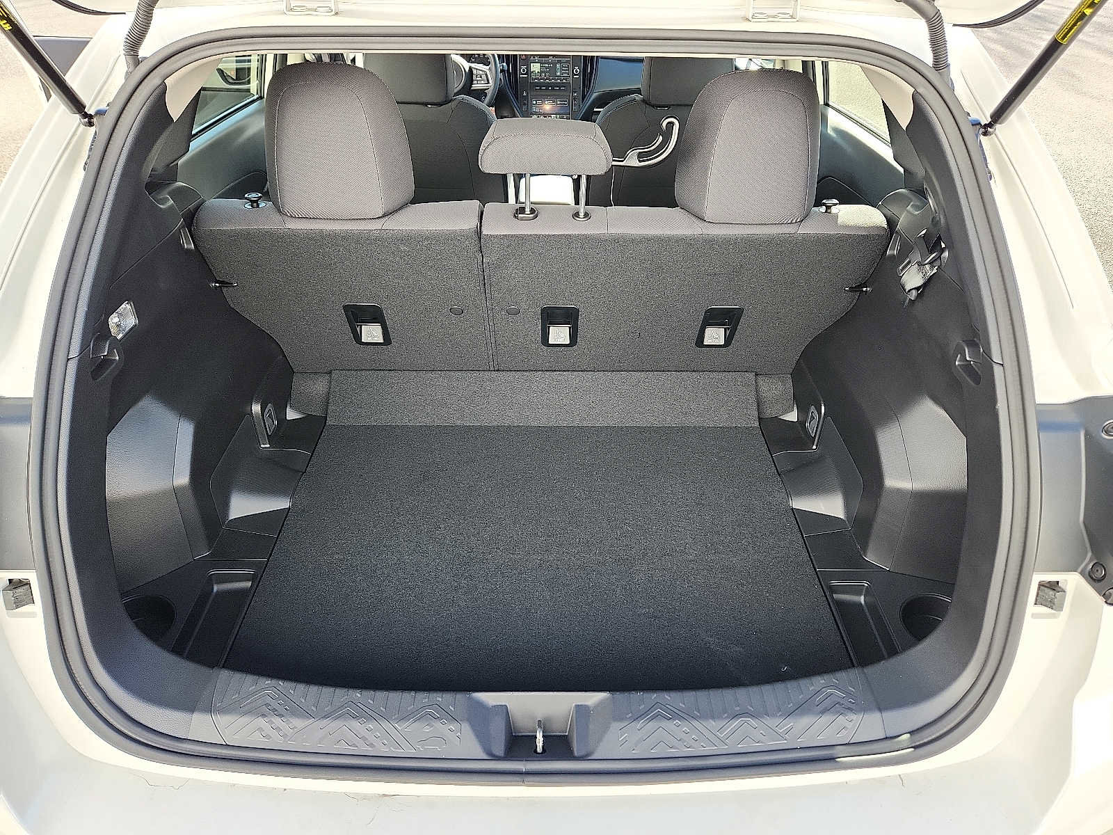 Certified 2025 Subaru Impreza 2.0i image 27