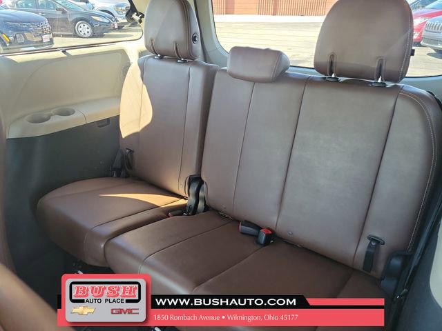 Used 2020 Toyota Sienna Limited Premium image 15