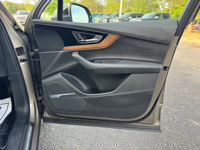 Used 2017 Audi Q7 3.0T Premium Plus image 10