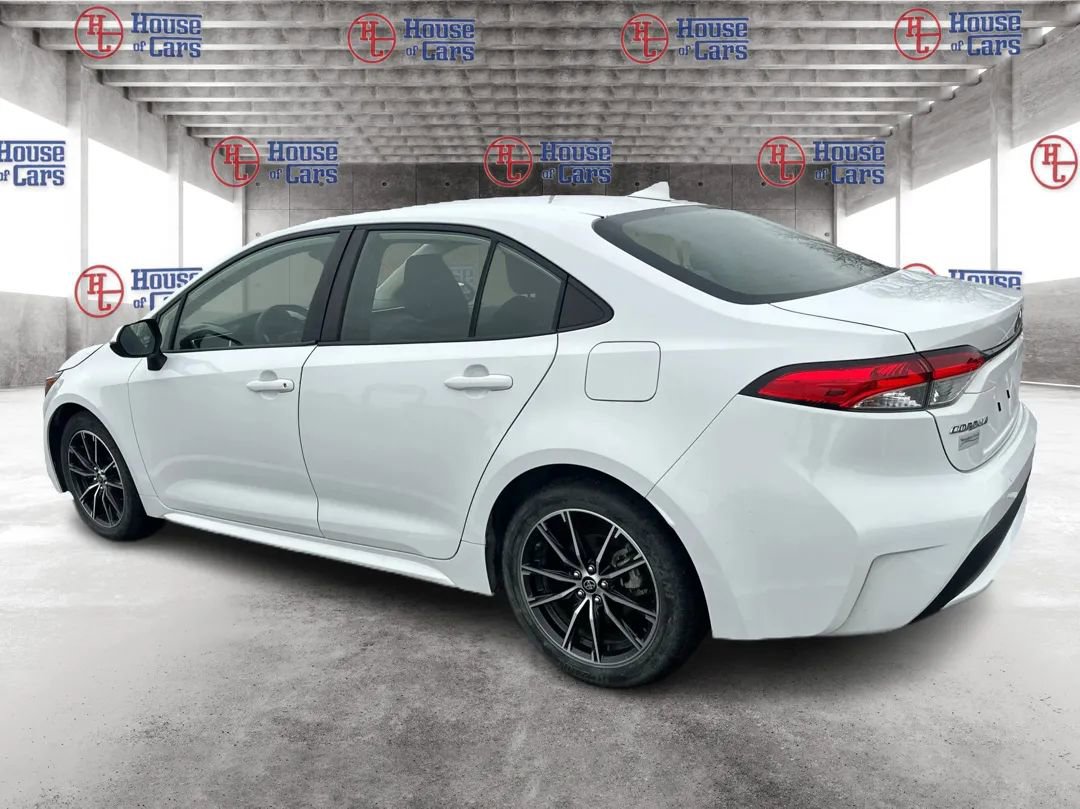 Used 2022 Toyota Corolla LE image 7