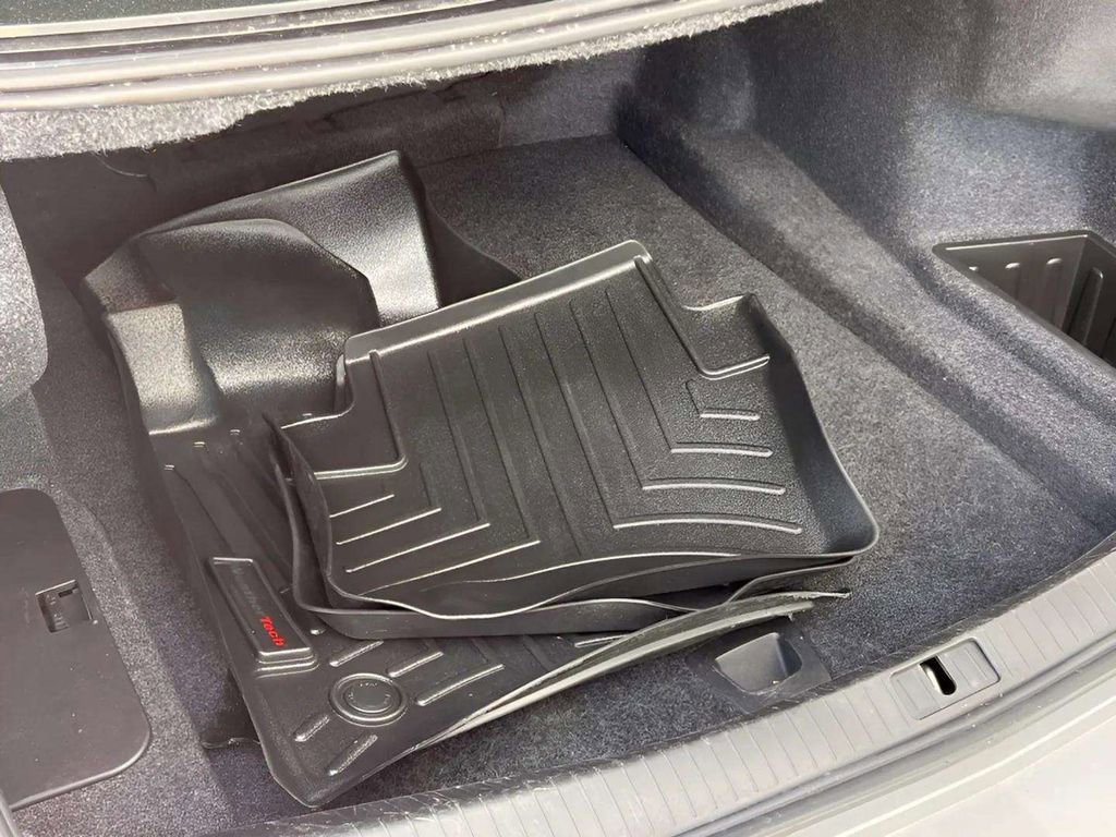 Used 2018 Cadillac CTS Luxury RWD image 31