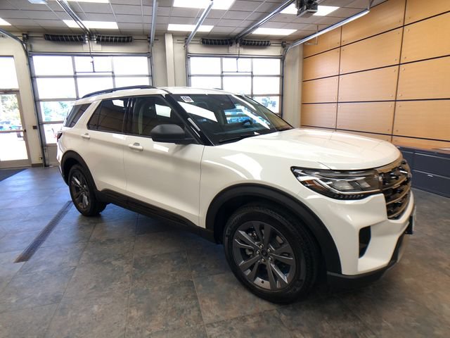 New 2026 Ford Explorer Active w/ Active Comfort Package