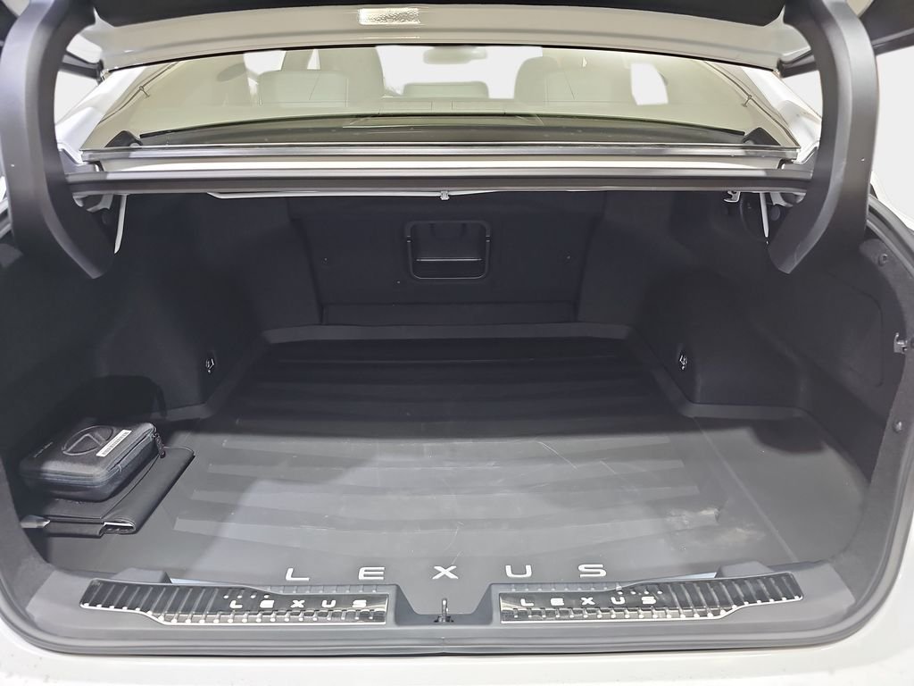 New 2026 Lexus ES 500e w/ Convenience Package AWD/4WD image 12