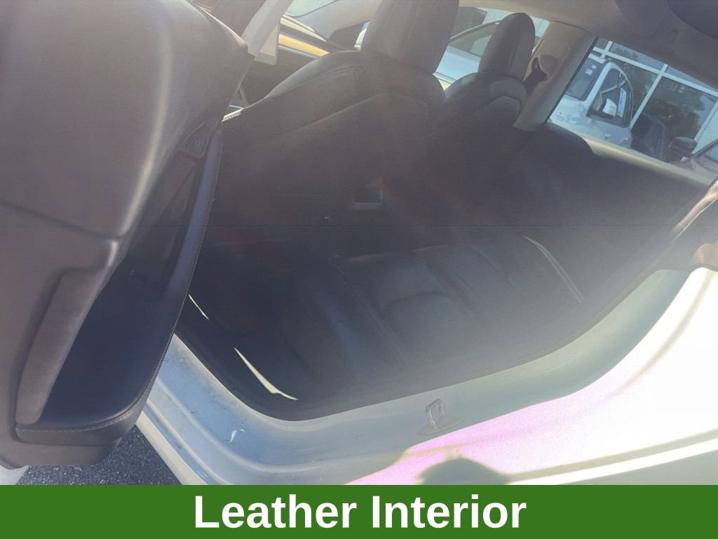 Used 2022 Tesla Model 3 Long Range AWD/4WD image 9