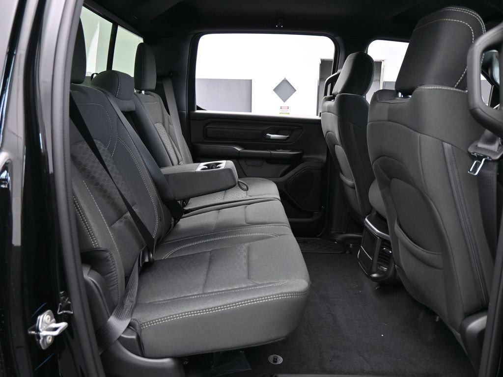 New 2026 RAM 1500 Classic Warlock image 38