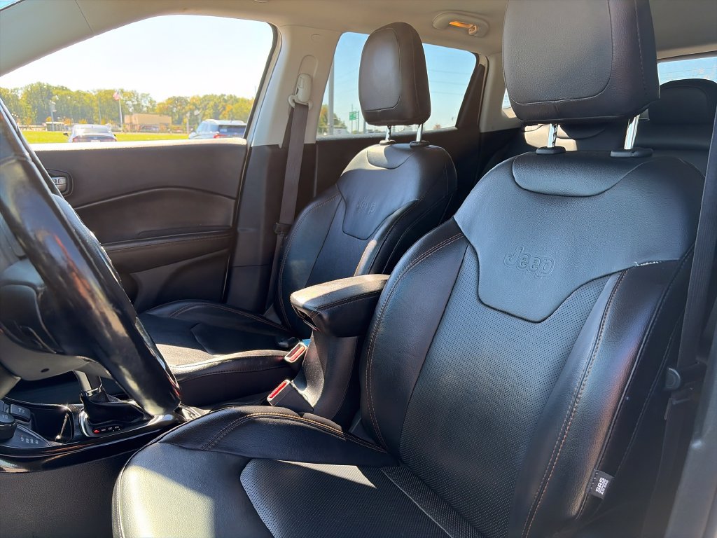 Used 2019 Jeep Compass Limited AWD/4WD image 18