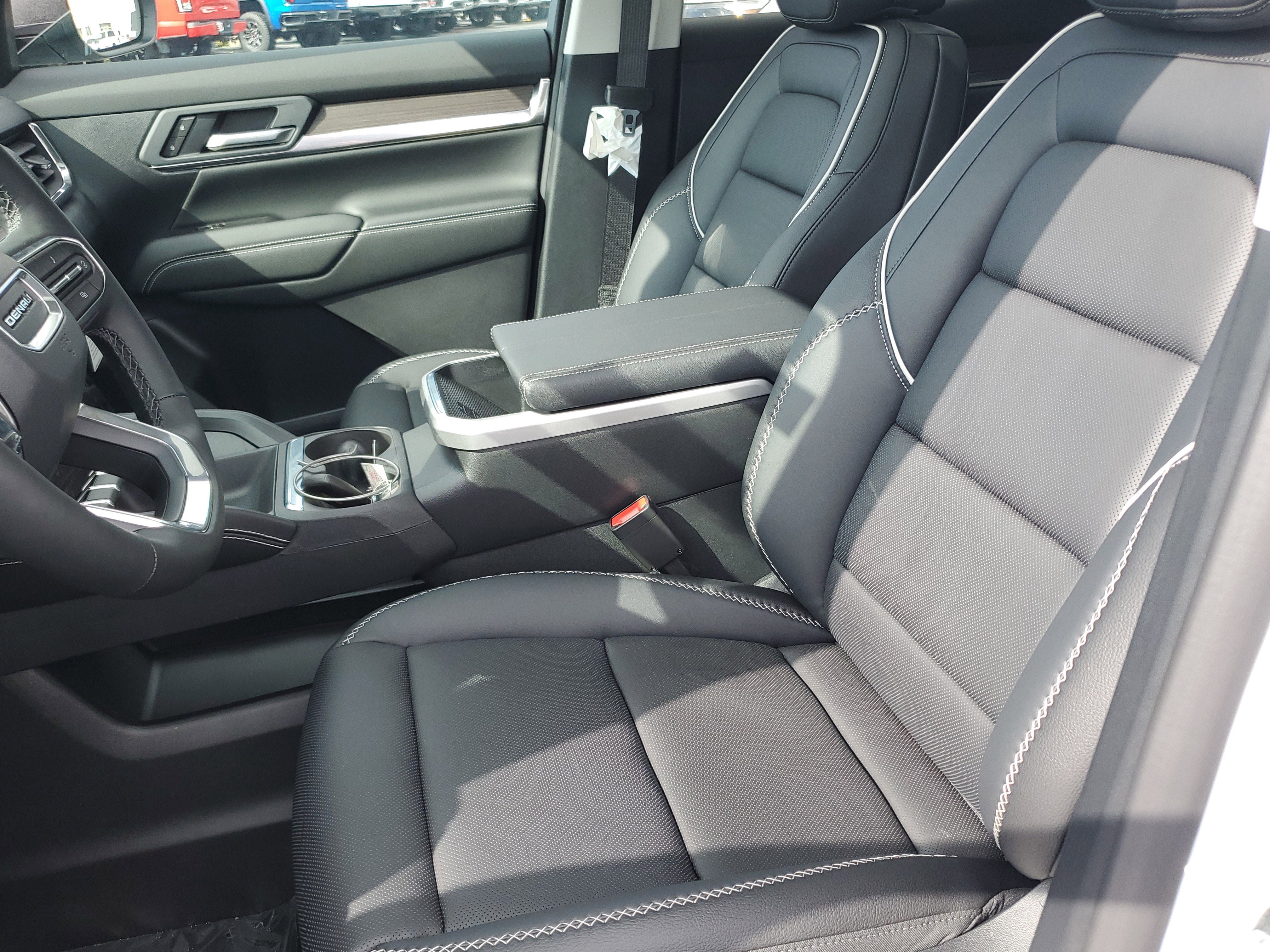 New 2026 GMC Terrain Denali image 28