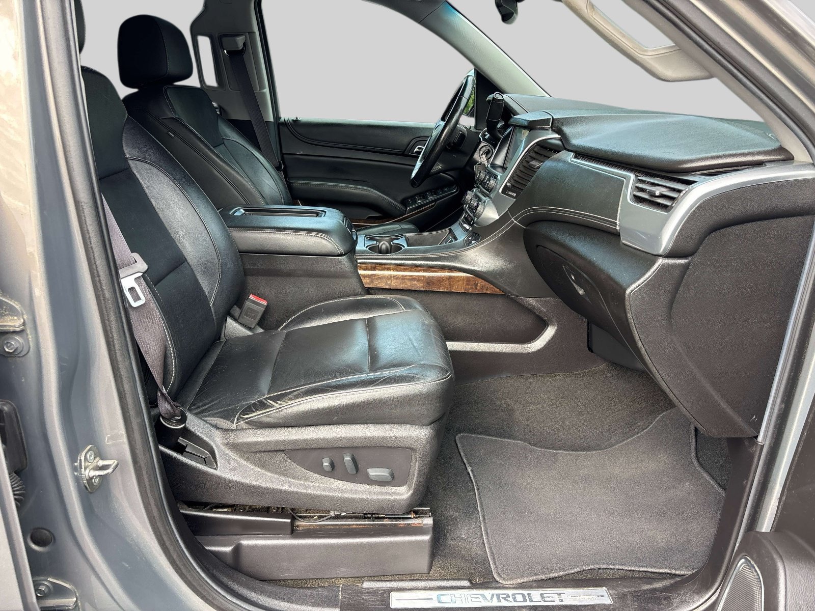 Used 2017 Chevrolet Tahoe LT AWD/4WD image 17