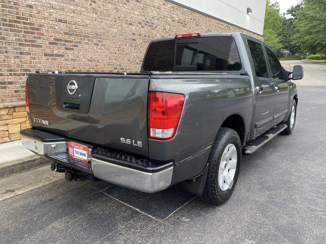 Used 2004 Nissan Titan LE w/ (Tow) Big Tow Pkg RWD image 6