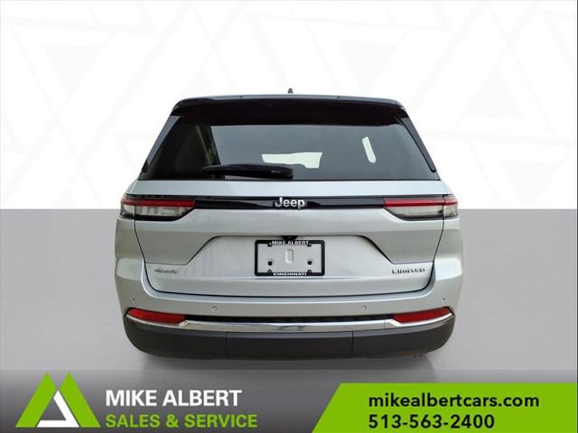 Used 2023 Jeep Grand Cherokee Limited AWD/4WD image 6