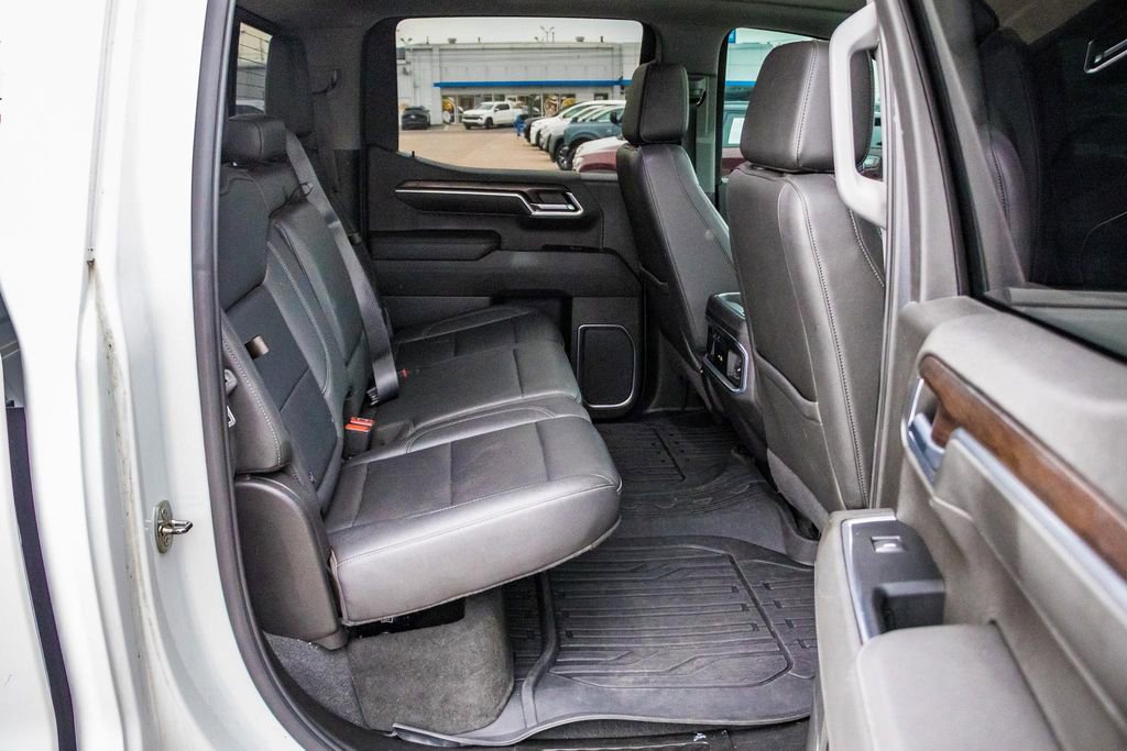Used 2022 GMC Sierra 1500 SLT image 15