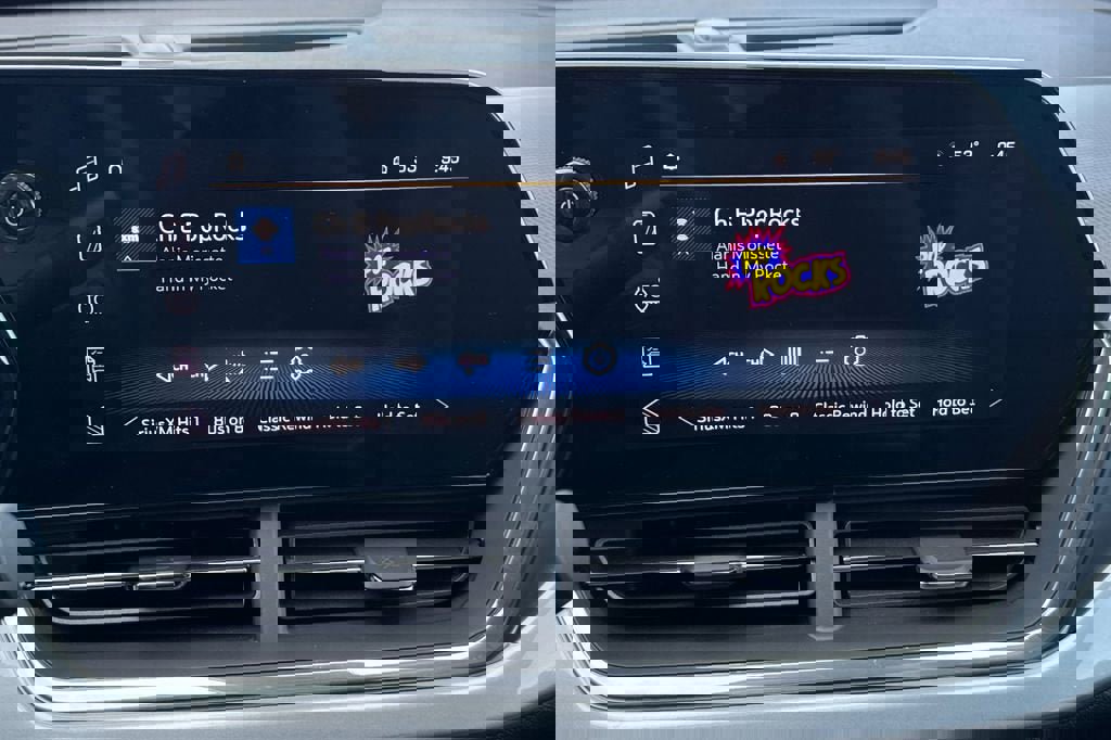 New 2026 Chevrolet Trax LT w/ Midnight Edition image 18