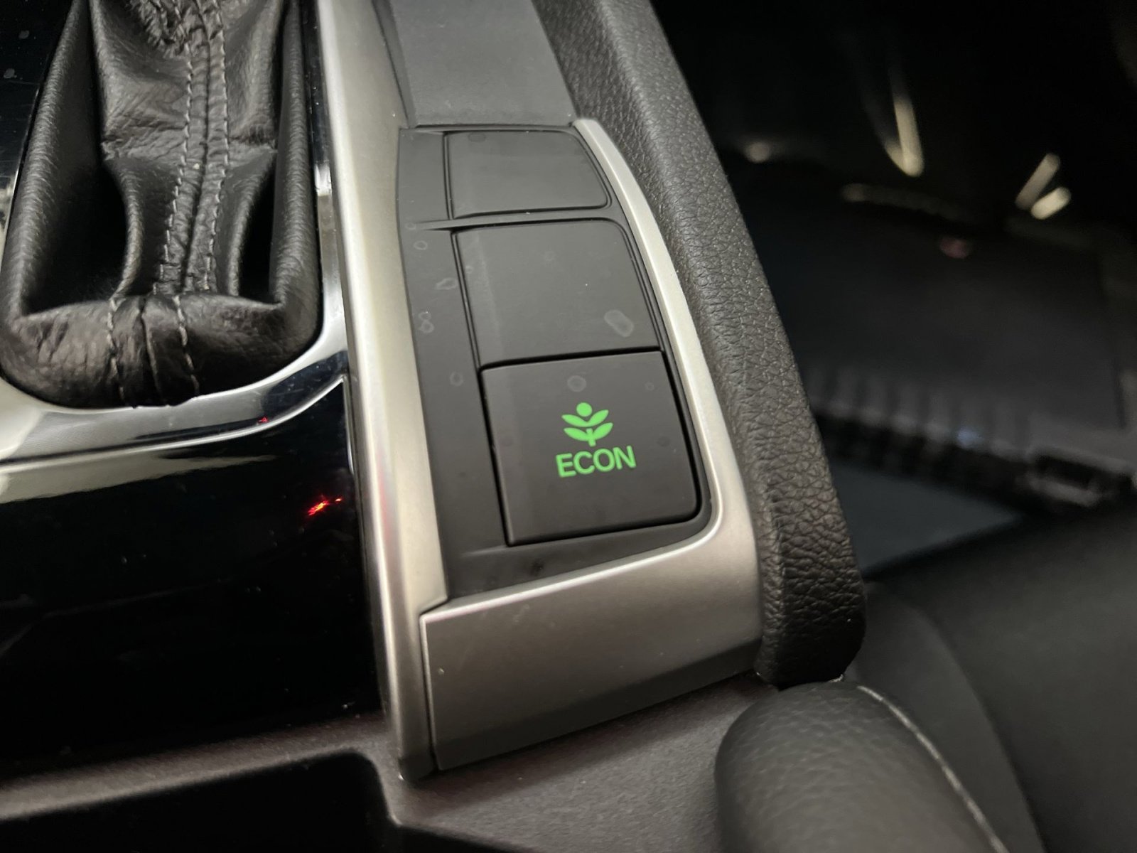 Used 2020 Honda Civic Sport image 29