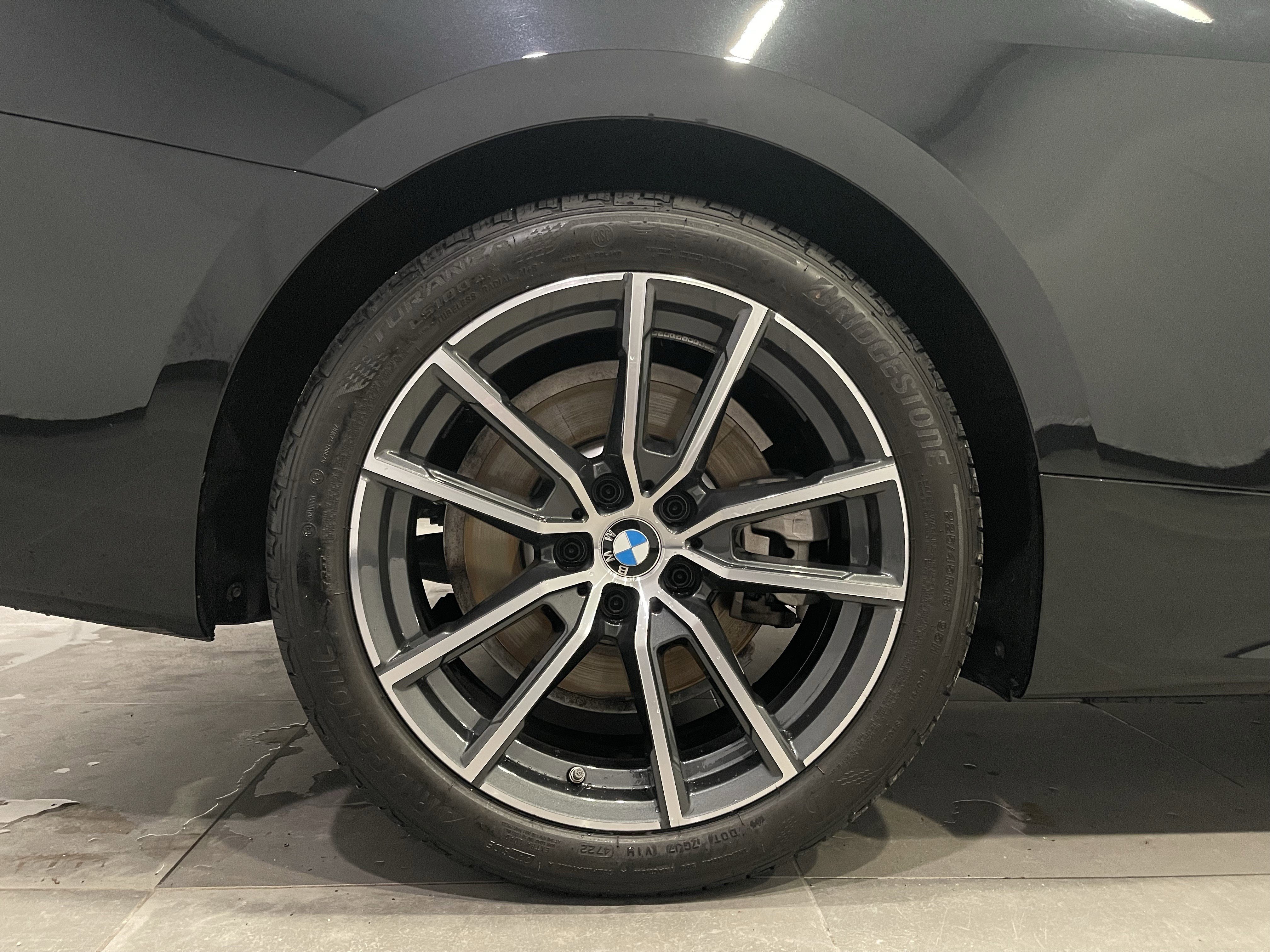 Certified 2024 BMW 430i xDrive Coupe w/ Premium Package image 9