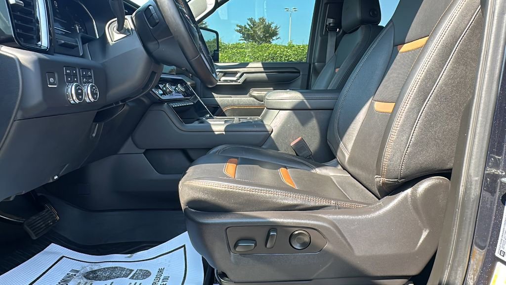 Used 2024 GMC Sierra 2500 AT4 w/ AT4 Premium Plus Package image 10