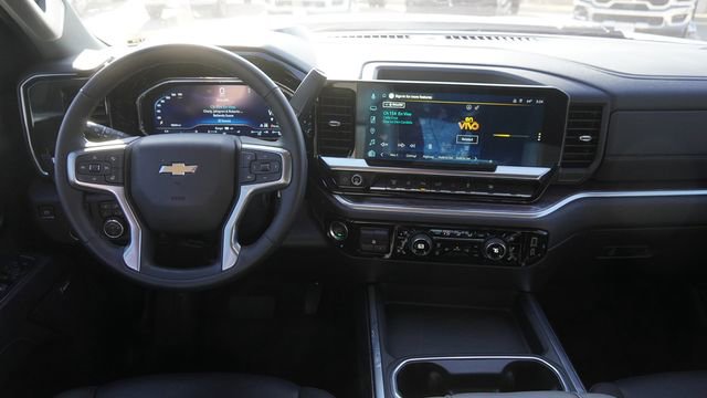 Used 2025 Chevrolet Silverado 3500 LTZ w/ LTZ Texas Edition image 15