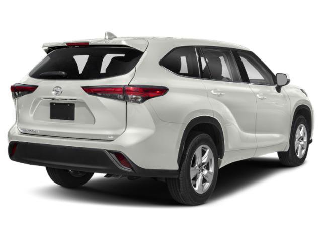 Used 2021 Toyota Highlander LE AWD/4WD image 2