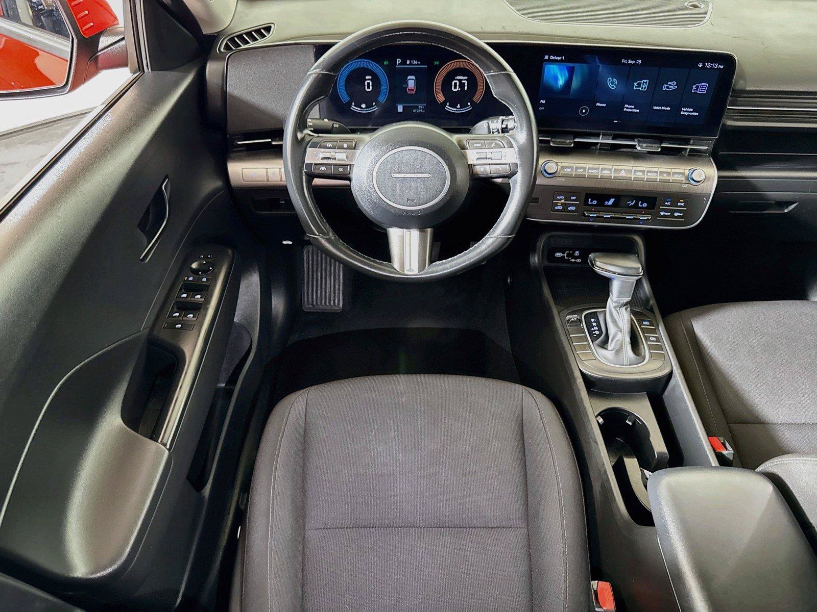 Used 2025 Hyundai Kona SEL FWD image 18