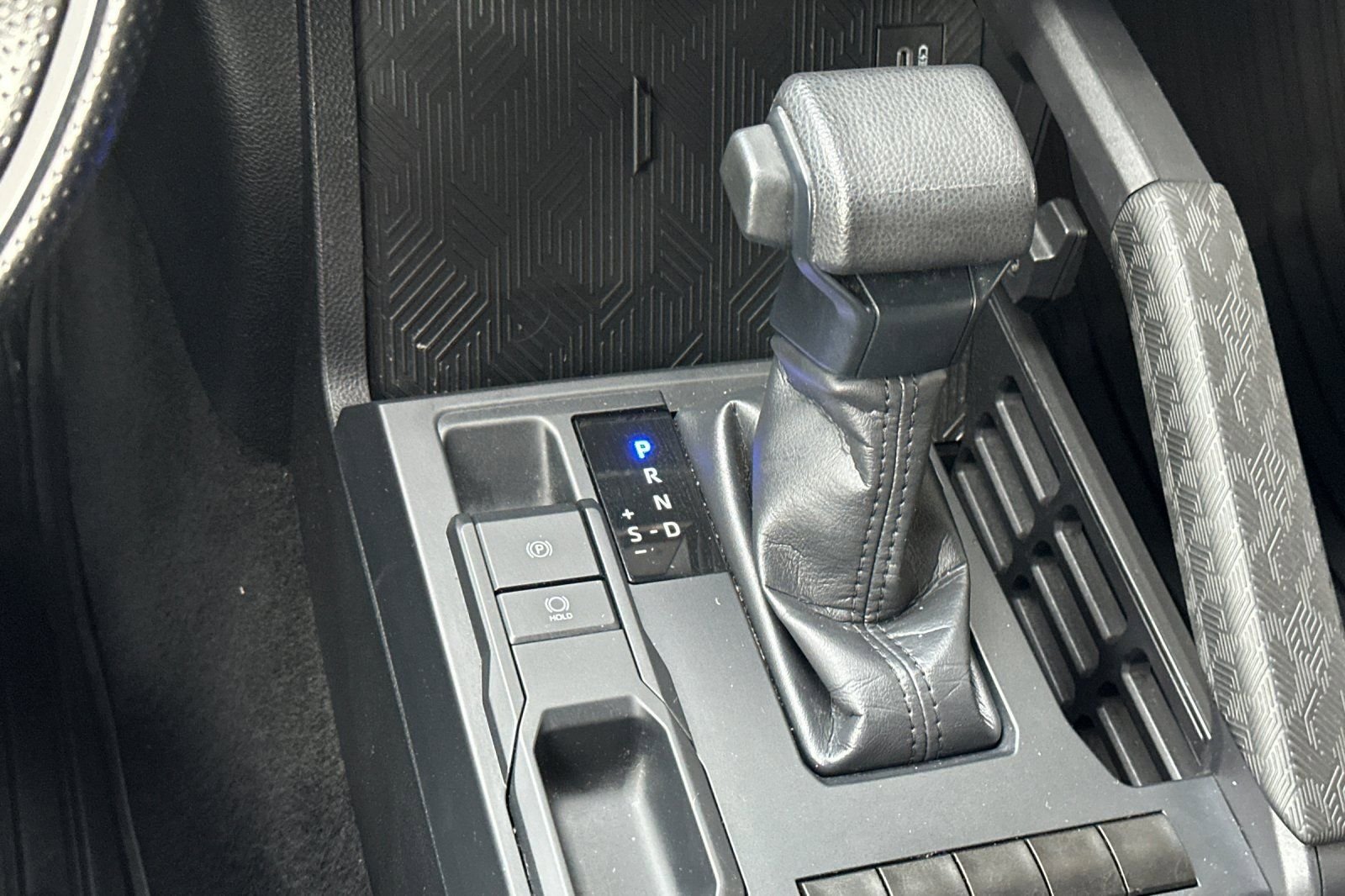 Used 2024 Toyota Tacoma SR RWD image 21