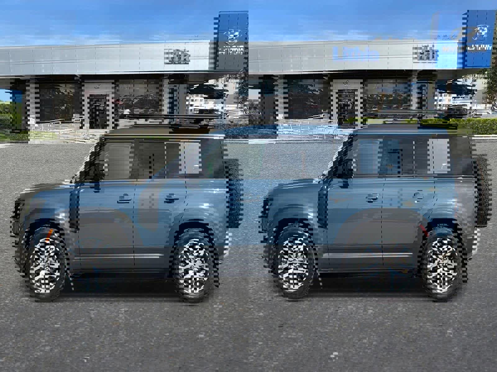 Used 2020 Land Rover Defender 110 HSE image 6