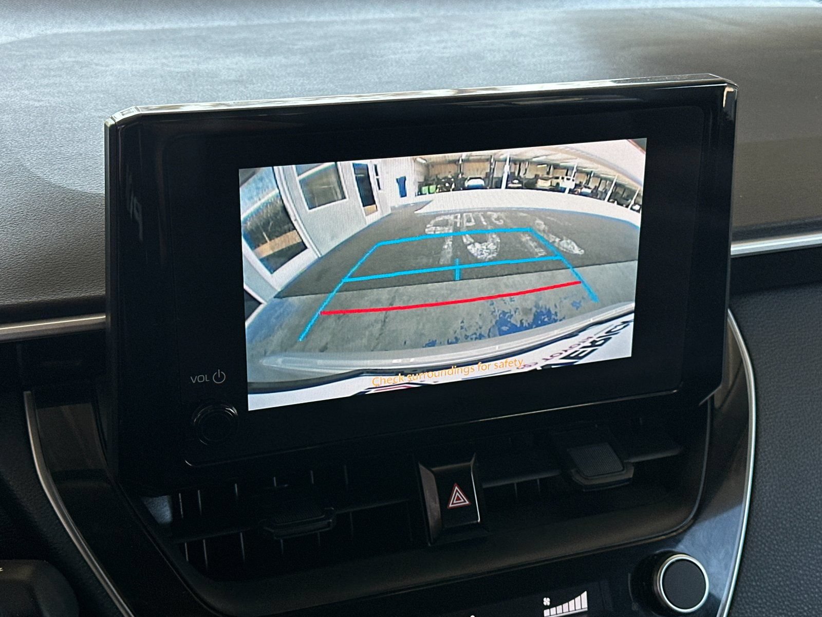 Used 2025 Toyota Corolla LE FWD image 16