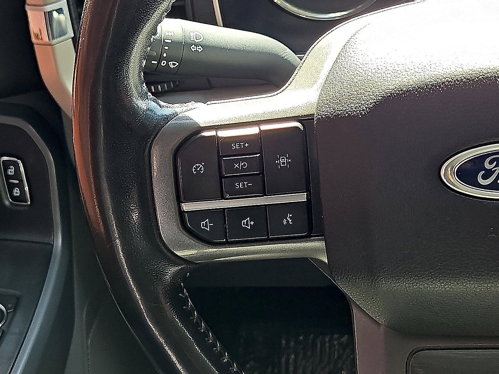 Used 2021 Ford F150 XLT w/ Equipment Group 302A High AWD/4WD image 19