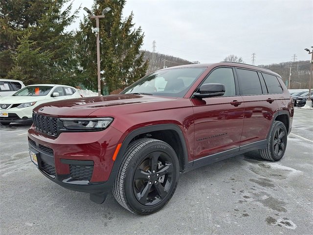 Used 2023 Jeep Grand Cherokee L Laredo image 10