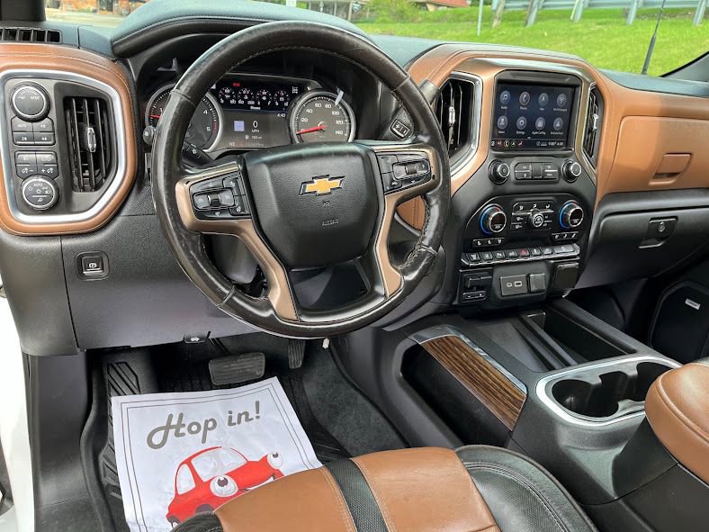 Used 2020 Chevrolet Silverado 3500 High Country w/ Technology Package image 10