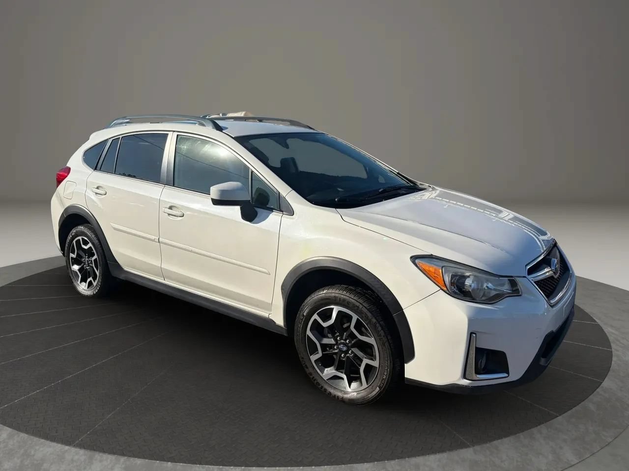 Used 2016 Subaru Crosstrek 2.0i Premium AWD/4WD image 7