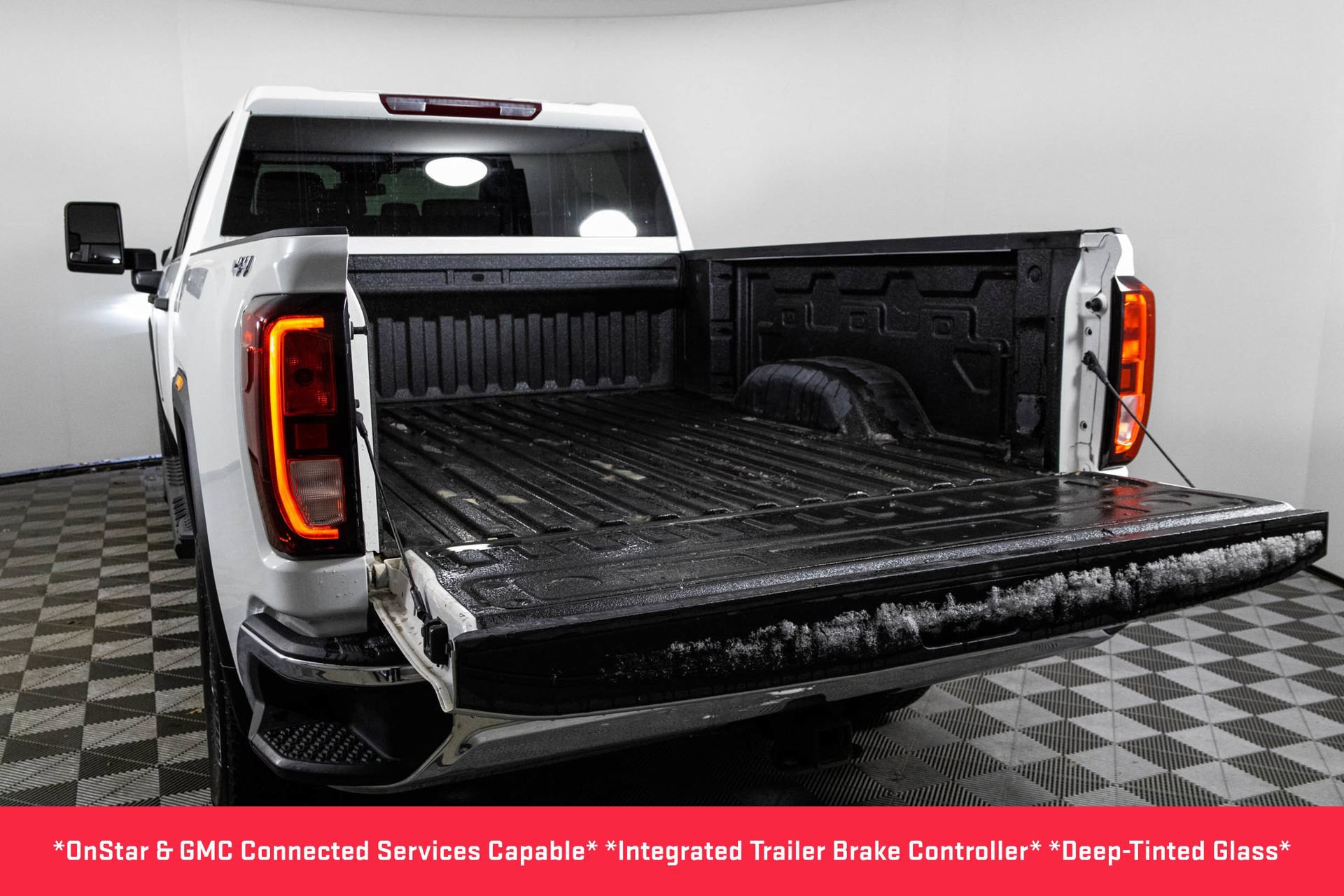 Used 2024 GMC Sierra 2500 Pro w/ Convenience Package AWD/4WD image 14
