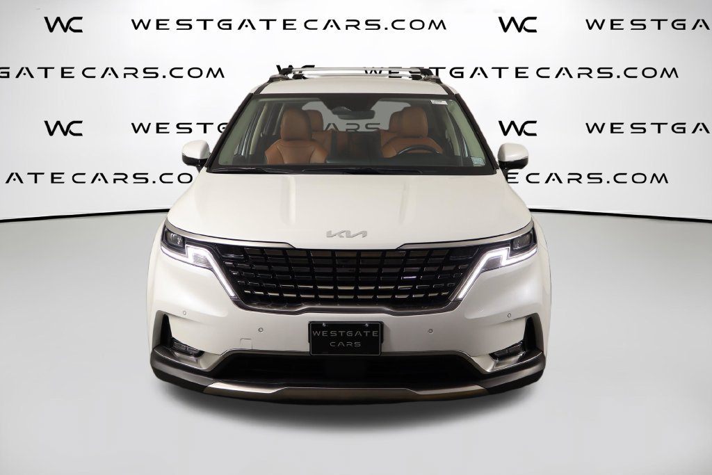 Used 2024 Kia Carnival SX FWD image 2