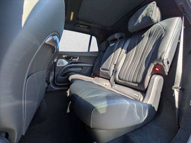 New 2026 Mercedes-Benz EQS 400 4MATIC SUV image 16