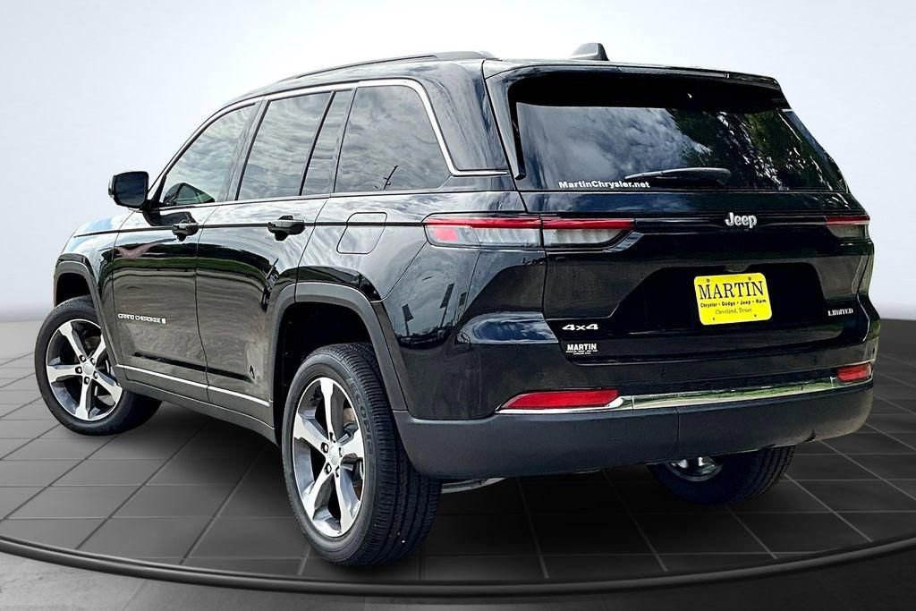 New 2025 Jeep Grand Cherokee Limited w/ Trailer Tow Package image 3