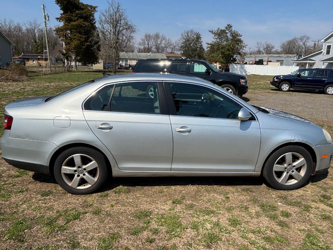 Used 2009 Volkswagen Jetta SE FWD image 4