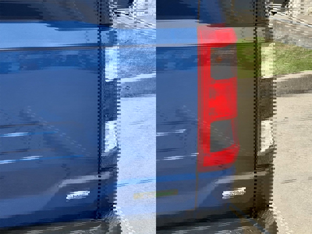 Used 2022 Ford F150 XL w/ STX Appearance Package image 7