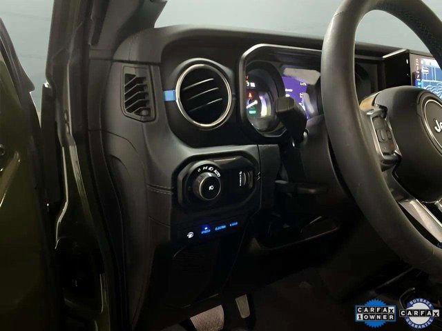 Used 2024 Jeep Wrangler High Altitude image 34