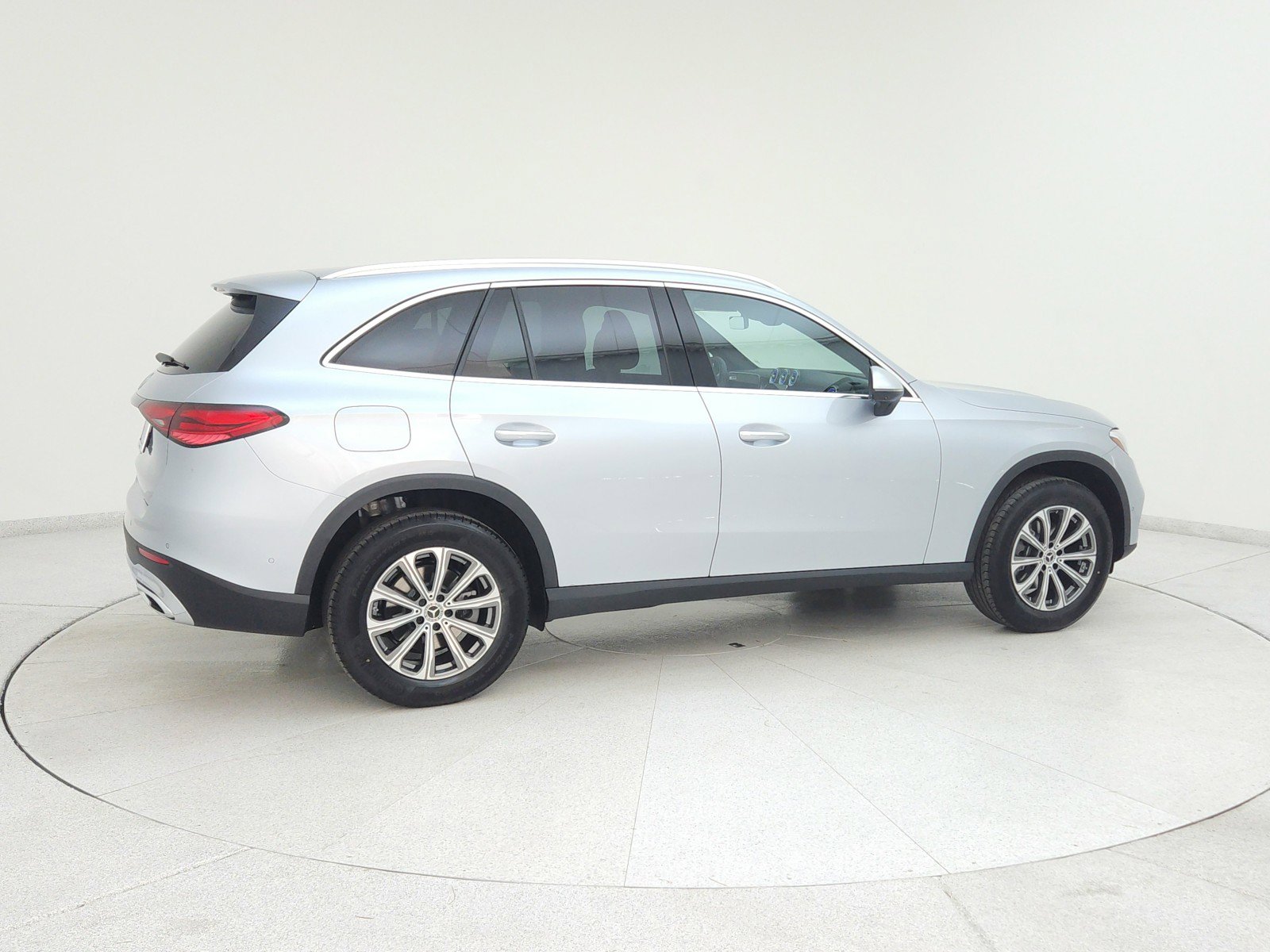 New 2025 Mercedes-Benz GLC 300 image 6