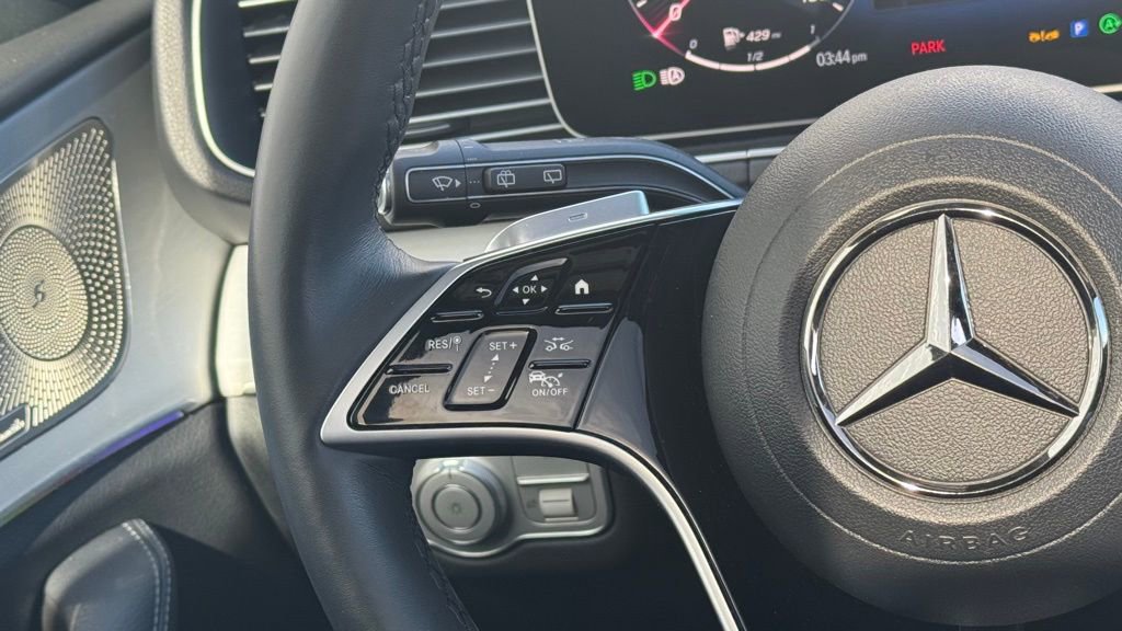 Used 2025 Mercedes-Benz GLE 350 4MATIC image 19