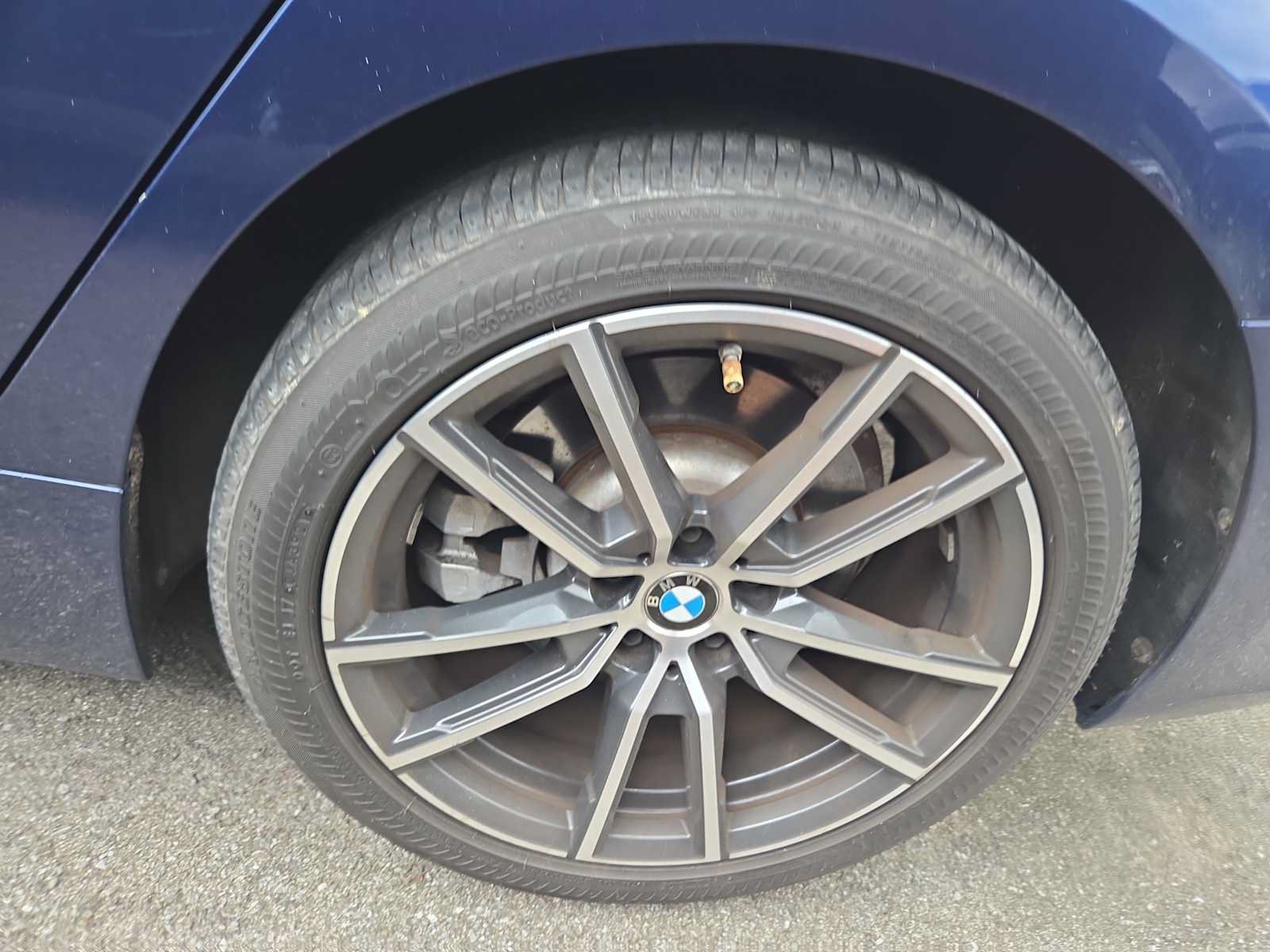 Used 2020 BMW 330i xDrive Sedan w/ Convenience Package AWD/4WD image 8