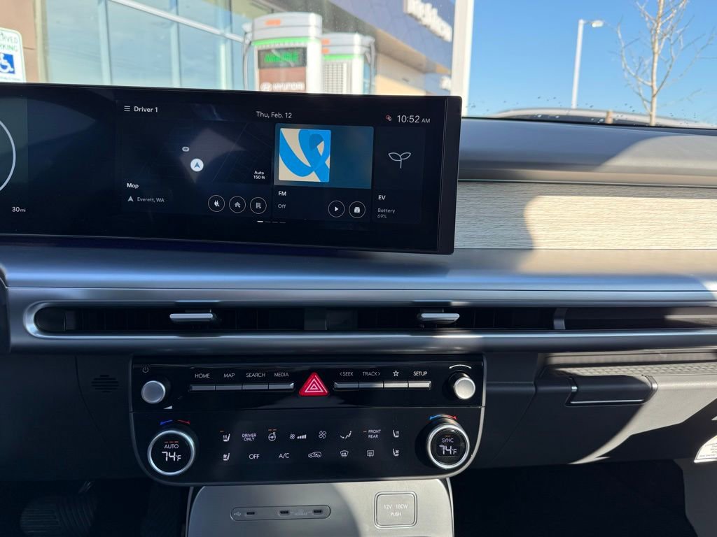 Certified 2026 Hyundai Ioniq 9 Limited w/ Tow & Go Package image 30