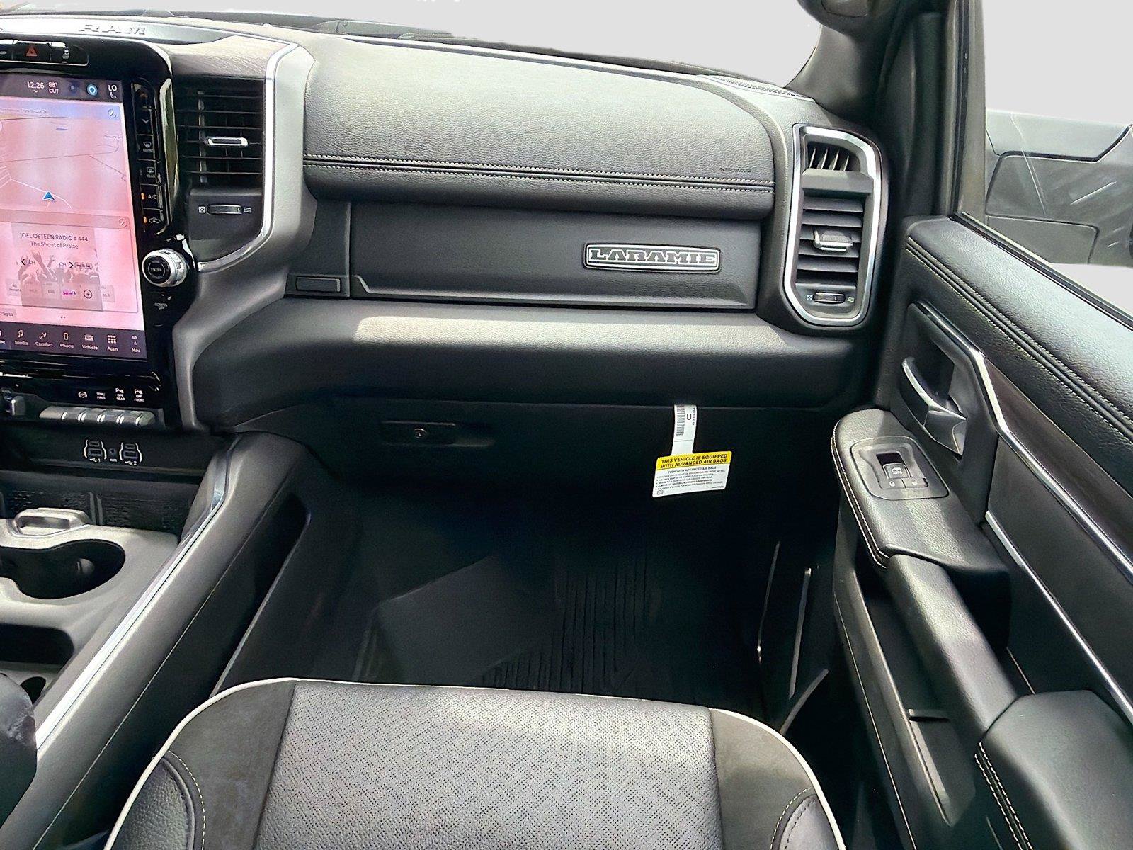 New 2026 RAM 2500 Laramie w/ Night Edition AWD/4WD image 17