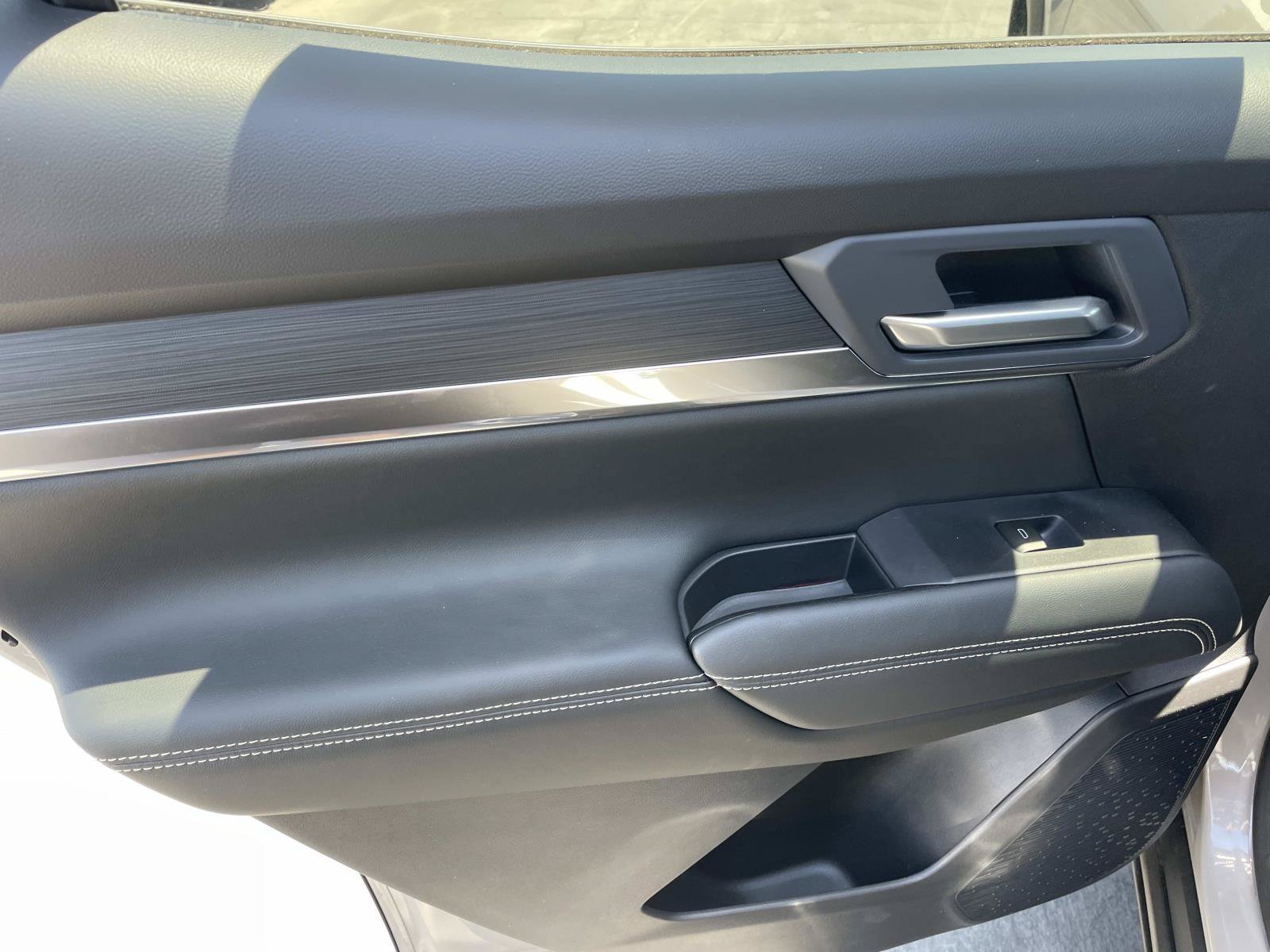 New 2026 GMC Terrain Elevation w/ Elevation Premium Package FWD image 23
