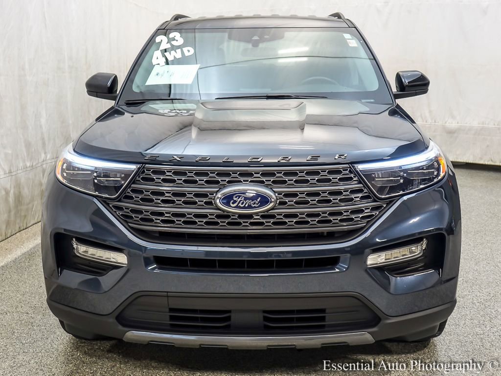Used 2023 Ford Explorer XLT w/ Equipment Group 202A AWD/4WD image 6