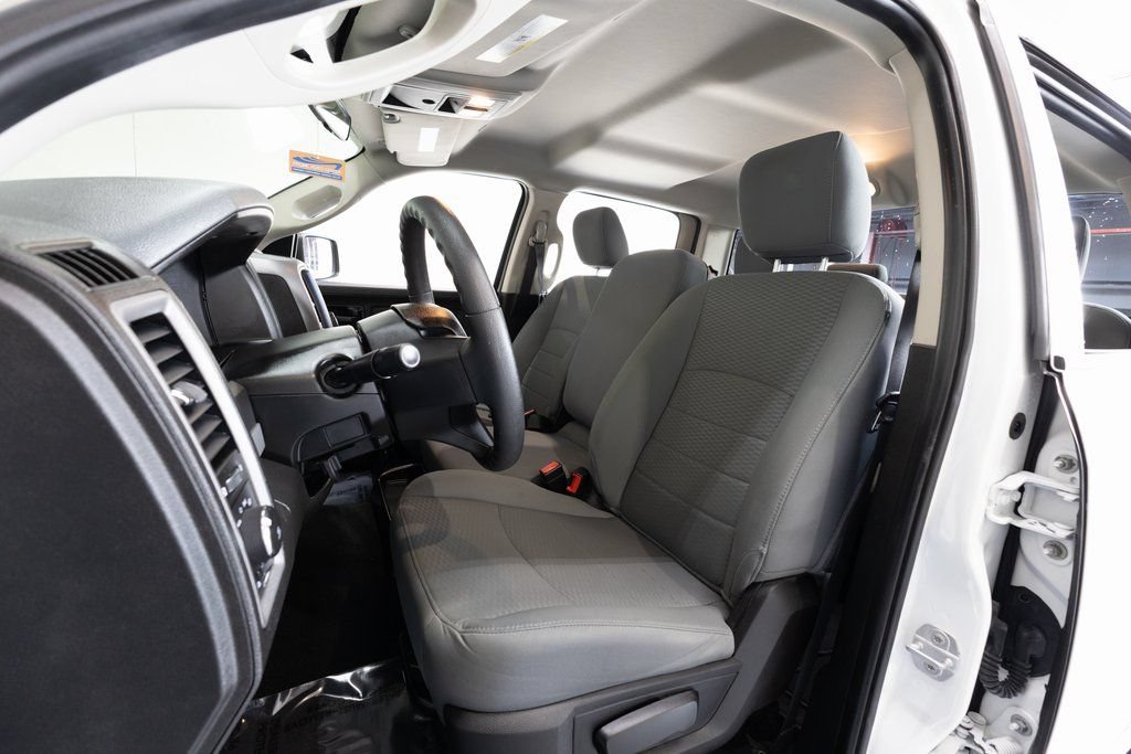 Used 2019 RAM 1500 Express w/ Express Value Package RWD image 18